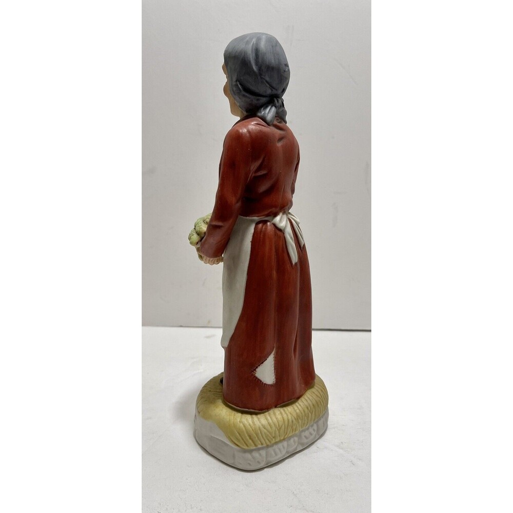 Vintage Flambro Porcelain Figurines Elderly Couple Old Man & Old Woman Farmers - Picture 3 of 12